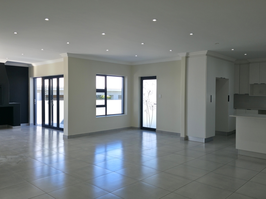 3 Bedroom Property for Sale in Fountains Estate Eastern Cape